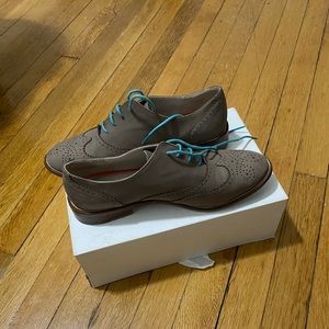 Boden wingtip shoes. Gray